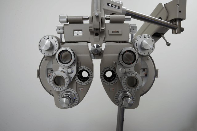 phoropter image